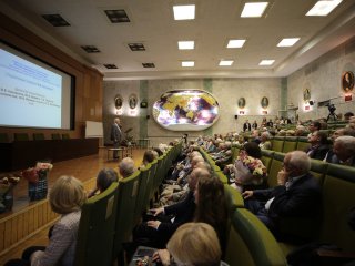 Академик Роберт Нигматулин выступил в Институте океанологии РАН в честь своего юбилея. Фото: Ольга Мерзлякова / «Научная Россия»