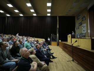 Конференция GRID’2025 в ОИЯИ: распределенные вычисления и технологии в современности. Фото: Ольга Мерзлякова / Научная Россия