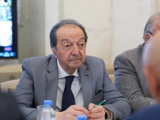 Президиум РАН заслушал доклады лауреатов Государственных премий в области науки и технологий 2025 г. Источник фото: Российская академия наук