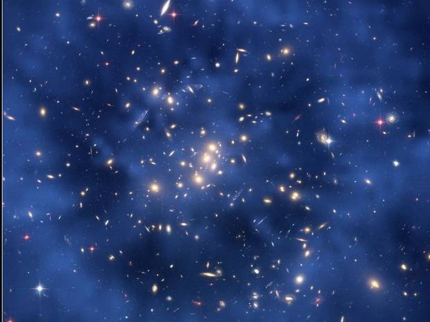 Предлагается объяснить темную материю через неизвестную частицу