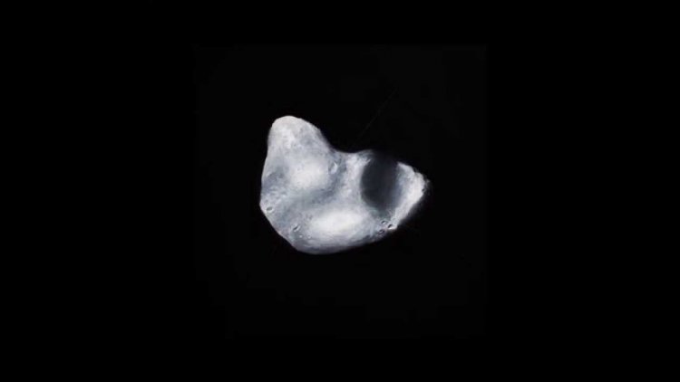 Спутник Плутона Гидра покрыт чистейшим льдом