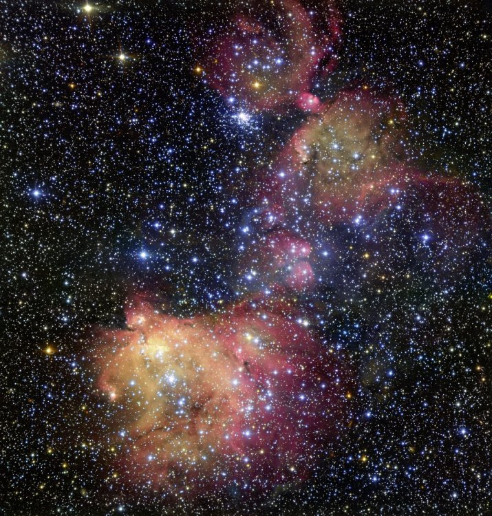 Астрономы запечатлели туманность N55 во всей красе
