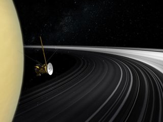 «Дождь», падающий с колец Сатурна, - удивительный коктейль из химических веществ