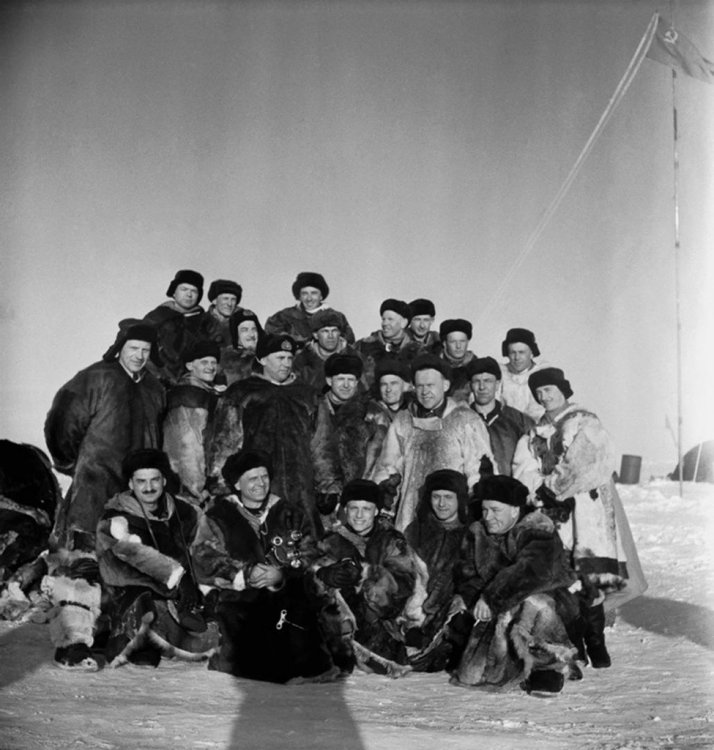 Научно-исследовательская дрейфующая полярная станция «Северный полюс-3». Участники экспедиции.