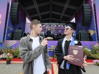 Лучшие из лучших: как Московский университет чествовал выпускников-отличников. Фото: Елена Либрик / «Научная Россия»