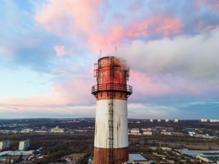 Тепловая электростанция. Фото: frimufilms / фотобанк Freepik