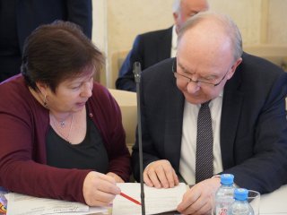 Космическую науку, ядерные двигатели и лунные базы обсудили на заседании президиума РАН. Фото: Никита Ланской / Научная Россия