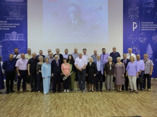 100 лет тактику космического дела Григорию Чернявскому. Фото: Ольга Мерзлякова / Научная Россия