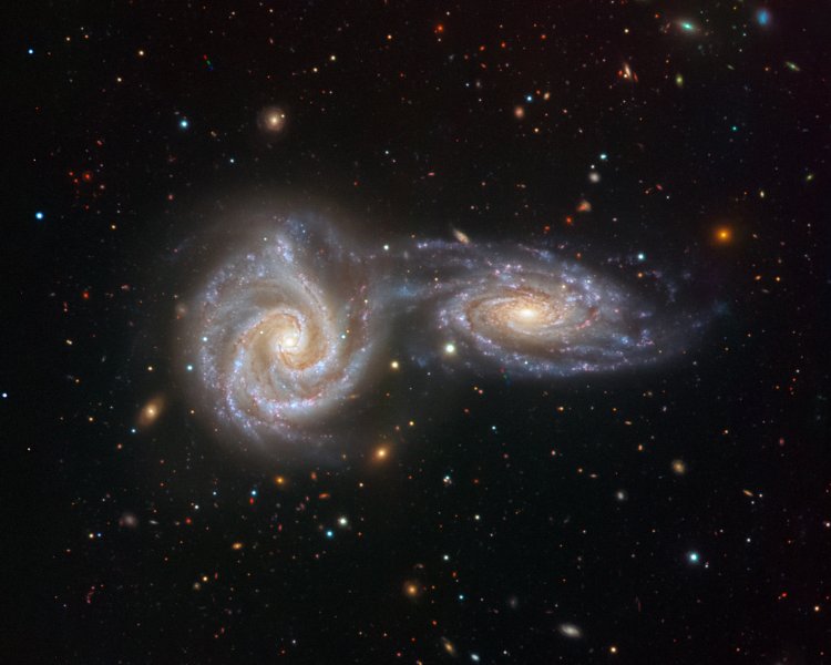 Very Large Telescope Европейской южной обсерватории наблюдает танец галактик