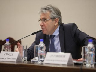 Президент РАН: «Следует думать о новом законе об Академии». Фото: Иван Бадиков / «Научная Россия»