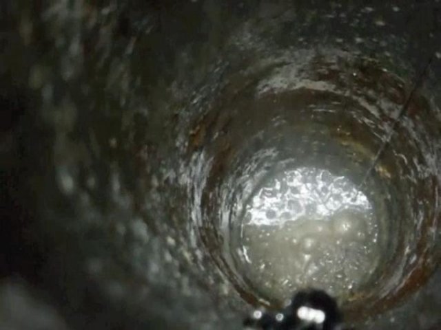 Природный водород естественным образом выделяется на поверхности Земли из грунтовых вод в породах Канадского щита. Фото предоставлено лабораторией стабильных изотопов Университета Торонто. Фото: Chris Ballentine / Stable Isotope Lab University of Toronto