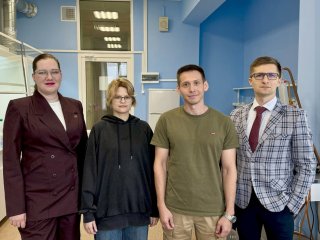 Источник Дмитрий Болотин