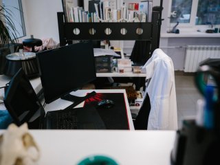 В лаборатории физико-химии биомембран биологического факультета МГУ. Фото: Ольга Мерзлякова / «Научная Россия»