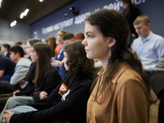 Юбилейный «День влюбленных в науку» памяти Сергея Капицы прошел в Национальном центре «Россия». Фото: Елена Либрик / Научная Россия