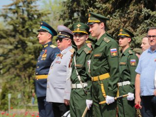 В МГУ почтили память защитников Отечества. Фото: Ольга Мерзлякова / Научная Россия