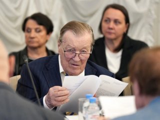 Президиум РАН заслушал доклады лауреатов Государственных премий в области науки и технологий 2025 г. Источник фото: Российская академия наук