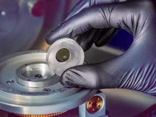 Ученые получили уникальные функционально-градиентные материалы на основе карбида вольфрама. Фото: Андрей Скворцов / предоставлены пресс-службой ННГУ им. Н.И. Лобачевского