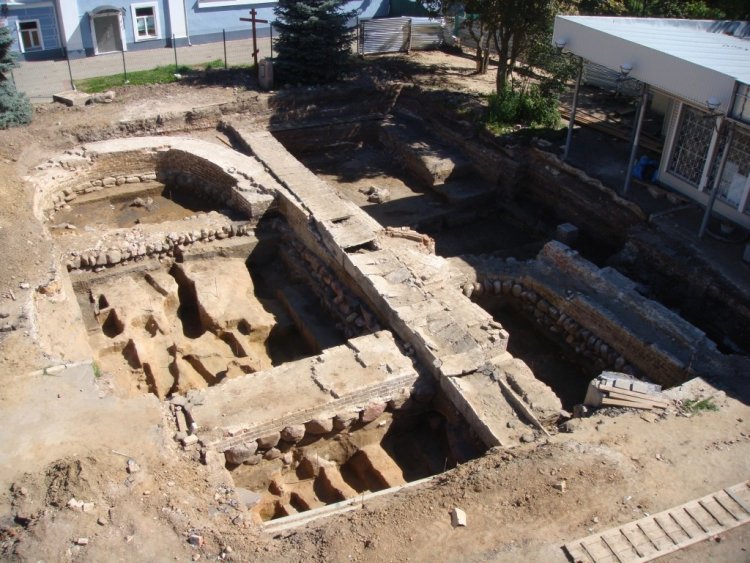 Археологи воссоздали историю позднесредневекового посада Владимира