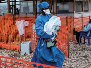 Эпидемия лихорадки Эбола в ДРК продолжает распространяться