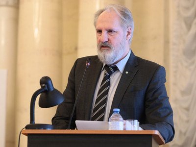 Дмитрий Функ о проблемах языкового планирования