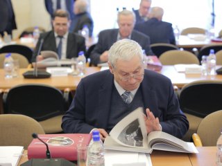 Академия отмечает 90-летие Жореса Алфёрова…