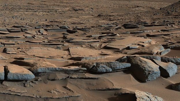 Вода на Марсе все-таки есть, а жизни — нет