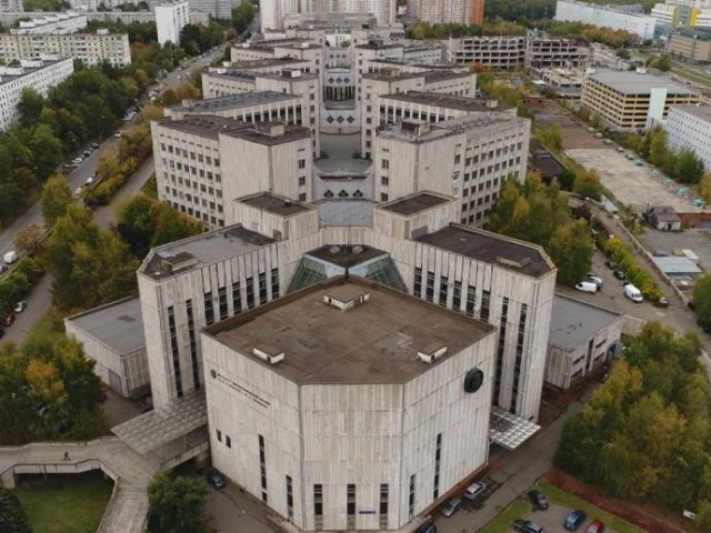 Правительство РФ присвоило статус государственных научных центров двум ведущим научным организациям