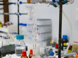 Новая эпоха в химии: от ИИ-помощников до 3D-печати. Интервью с академиком Валентином Ананиковым. Фото: Ольга Мерзлякова / «Научная Россия»