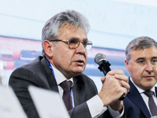 Глава РАН о консорциумах вузов и НИИ