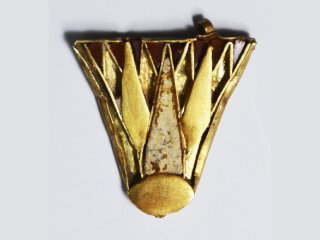 Золотые украшения времен Нефертити найдены в гробницах бронзового века на Кипре