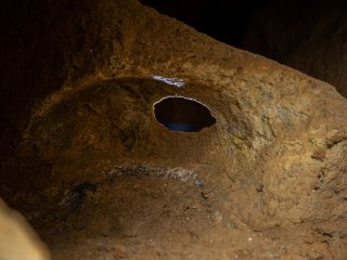 Пещеры Крымского полуострова