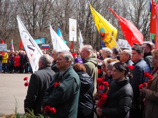 Торжественный митинг в честь 77-летия Великой победы