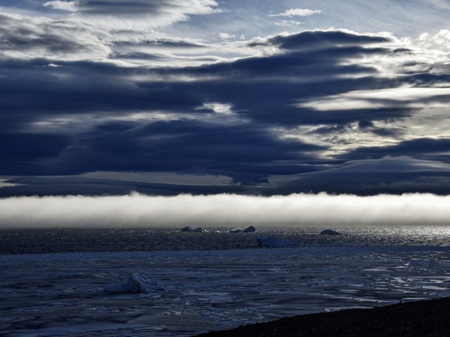 Гроза в Арктике. Источник: Медиа-группа ААНИИ