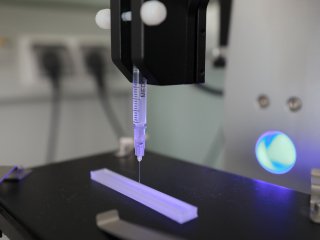 В лаборатории синтеза функциональных материалов и переработки минерального сырья ИОНХ РАН. Фото: Елена Либрик / «Научная Россия»