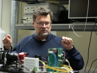 Научный руководитель Центра квантовых технологий физического факультета МГУ Сергей Кулик. Фото: Ольга Мерзлякова / «Научная Россия»