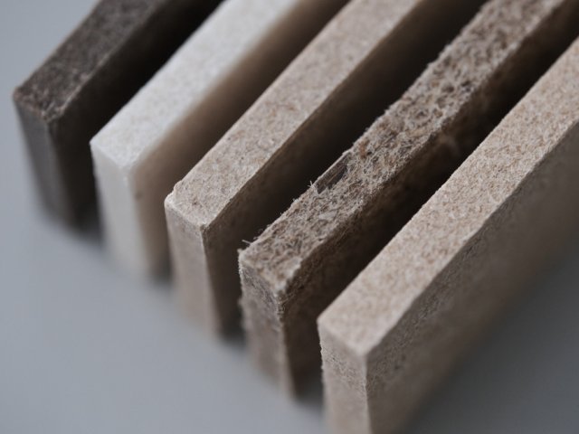 Композиты на основе биоразлагаемого полимера и растительных отходов. Фото Анастасии Тамаровской / ФИЦ КНЦ СО РАН