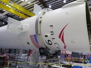 SpaceX создала мобильные платформы для посадки космических кораблей