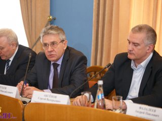 Руководство РАН в Крыму