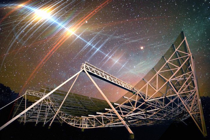 Астрономы обнаружили продолжительный радиосигнал в миллиардах световых лет от Земли