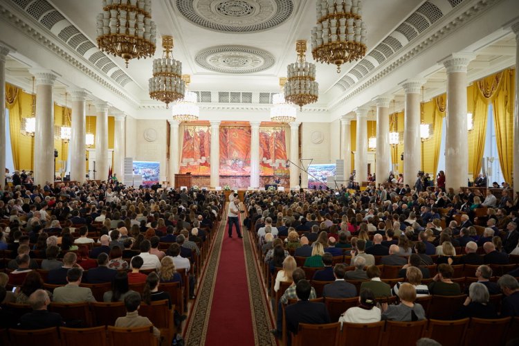 Актовый зал главного здания МГУ