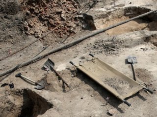 Инструменты древнего сибирского хирурга эпохи «раннего железа»