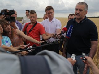 Сергей Аксенов: Работая с РАН, мы сможем развивать сельское хозяйство в Крыму в условиях дефицита воды