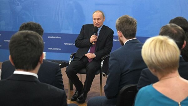 Путин пообещал серьезно заняться популяризацией науки