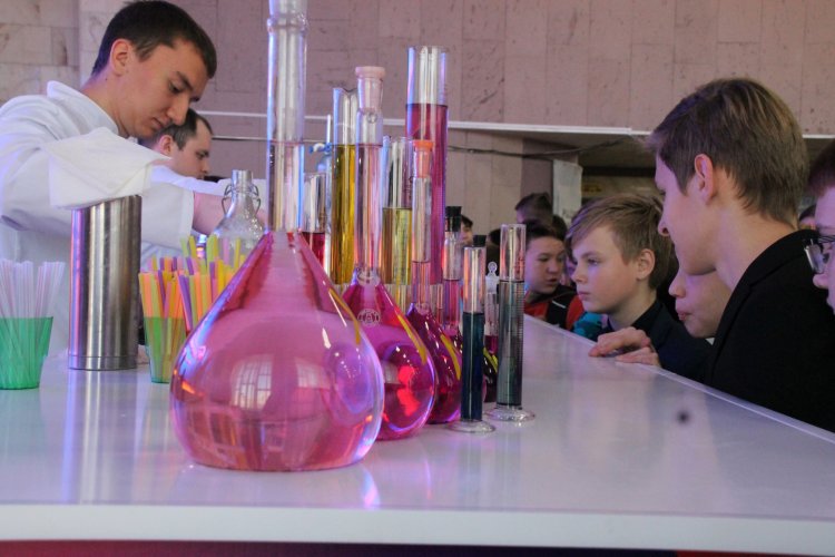 12 февраля в рамках Года науки и технологий состоится всероссийская акция «Учёные в школы»