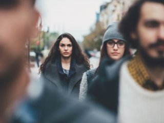 Может ли мозг противостоять мнению большинства?