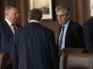 РАН и "Транснефть" подписали соглашение о сотрудничестве…