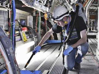 Большой адронный коллайдер ждет перезапуска в марте 2015