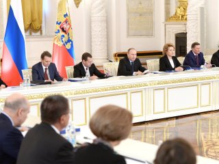 Владимир Путин провел заседание Госсовета по вопросам совершенствования системы общего образования