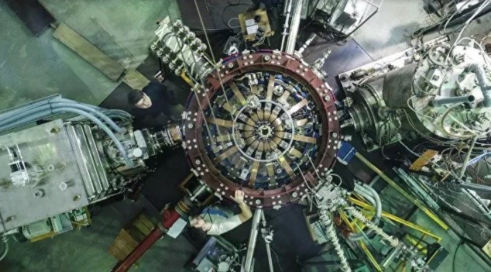 Российские физики описали ионные процессы переноса тепла в сферическом токамаке