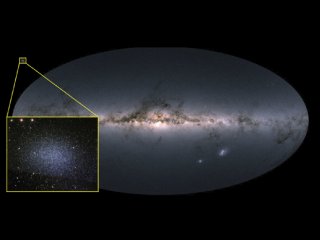 Обнаружена необычайно массивная черная дыра в карликовой галактике